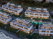 Casa adosada en venta en Estepona, Nueva Atalaya. Lujoso...