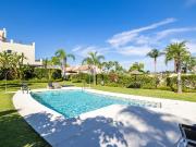 Casa adosada en venta en Estepona, Paraiso Barronal....