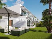Casa adosada en venta en Finestrat, Golf Bahía. Adosado...