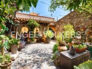 Casa adosada en Venta en Garriguella