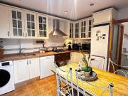 Casa adosada en Venta en Gines