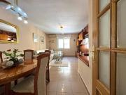 Casa adosada en Venta en Gràcia