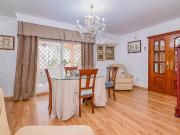 Casa adosada en venta en Granada, Bola de Oro....