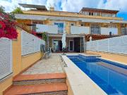 Casa adosada en Venta en Heliópolis