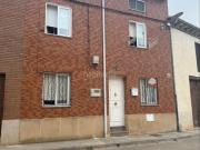 Casa adosada en venta en Herrera de Pisuerga. SE VENDE...