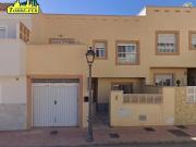Casa adosada en Venta en Huércal de Almería