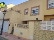Casa adosada en venta en Huércal de Almería. GRAN DUPLEX...