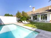 Casa adosada en Venta en La Finca