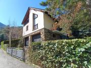 Casa adosada en Venta en La Guingueta d'Àneu