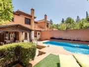Casa adosada en Venta en La Zubia Ciudad