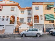 Casa adosada en Venta en La Zubia Ciudad