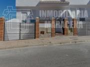 Casa adosada en venta en Láchar. Casas adosadas.