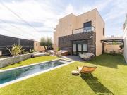 Casa adosada en Venta en Las Castañeras Bulevar