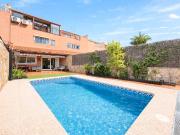 Casa adosada en Venta en Las Castañeras Bulevar