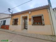 Casa adosada en Venta en Llanos del Caudillo