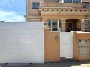 Casa adosada en Venta en Los Almendros