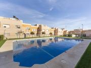 Casa adosada en Venta en Los Molinos Villa Blanca