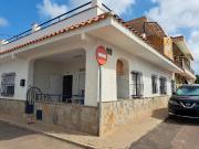 Casa adosada en Venta en Los Nietos