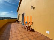 Casa adosada en Venta en Loureda Lañas Barrañán