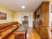 Casa adosada en venta en Madrid, Aeropuerto. CHALET EN...