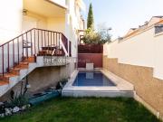 Casa adosada en venta en Madrid, Corralejos Campo de las...