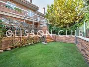 Casa adosada en venta en Madrid, Palomas. Estupendo...