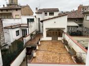 Casa adosada en venta en Manlleu. Fantàstico edificio en...