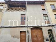 Casa adosada en venta en Manlleu. Oportunidad Única en...