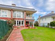 Casa adosada en Venta en Maoño Azoños