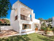 Casa adosada en venta en Marbella, Aloha. Casas adosadas.