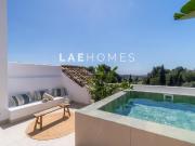 Casa adosada en venta en Marbella, Aloha. Lujoso Adosado...