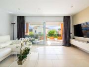 Casa adosada en venta en Marbella, Nueva Andalucía...