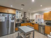 Casa adosada en venta en Marbella, Santa Clara. Gran... Casa adosada en venta en Marbella, Santa Clara. Gran...