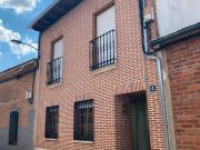 Casa adosada en Venta en Medina del Campo