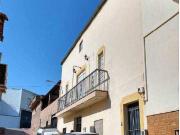 Casa adosada en Venta en Mengíbar