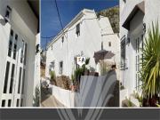 Casa adosada en Venta en Moclín