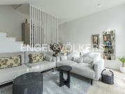 Casa adosada en venta en Molins de Rei. Joya...