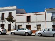 Casa adosada en Venta en Monesterio