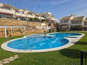 Casa adosada en venta en Monforte del Cid. ADOSADO MUY...
