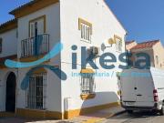 Casa adosada en Venta en Morón de la Frontera
