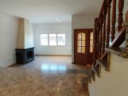 Casa adosada en venta en Navarcles. Casa reformada con...