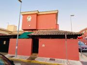 Casa adosada en Venta en Núcleo urbano