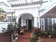 Casa adosada en Venta en Núcleo urbano