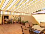 Casa adosada en Venta en Nucli Urbà