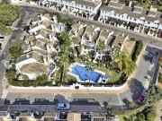 Casa adosada en Venta en Nueva Andalucía centro