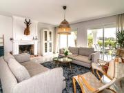 Casa adosada en Venta en Nueva Andalucía centro