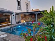 Casa adosada en venta en Oliva La, Corralejo. PRECIOSO...