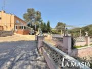 Casa adosada en venta en Olivella. Encantadora casa...