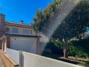 Casa adosada en Venta en Olot