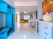 Casa adosada en venta en Palomares del Río. Bonita...